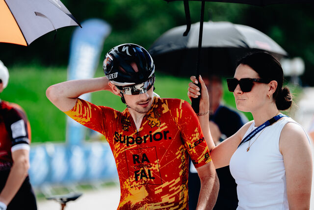 Podium et résultats du team VTT