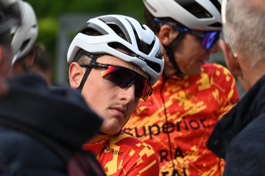 Coureur du Team Galactic Gravel